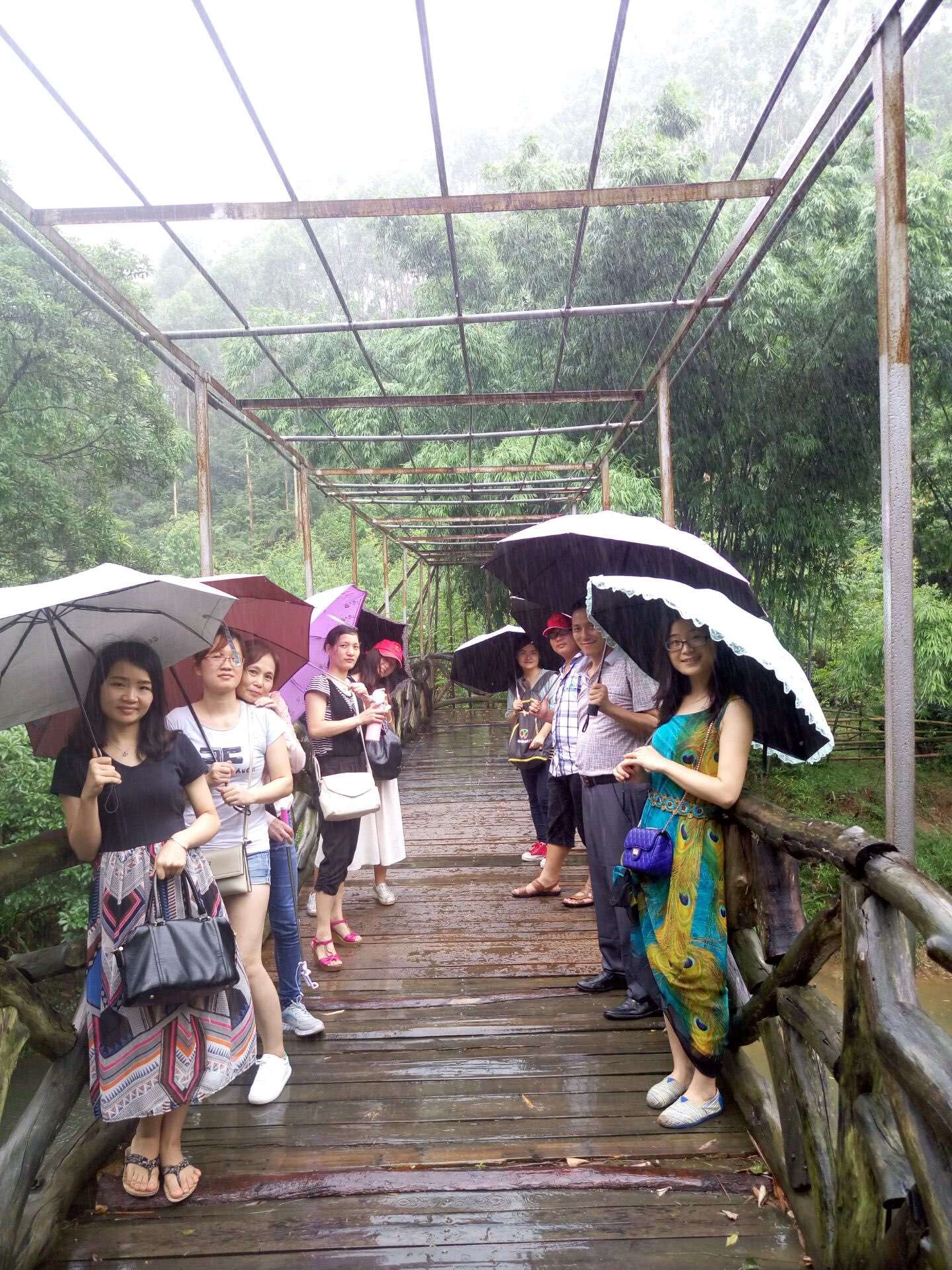 E7061902AEE55BDFBA5A79D4A8F44B01